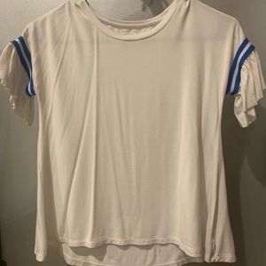 Stretchy White flowing tee